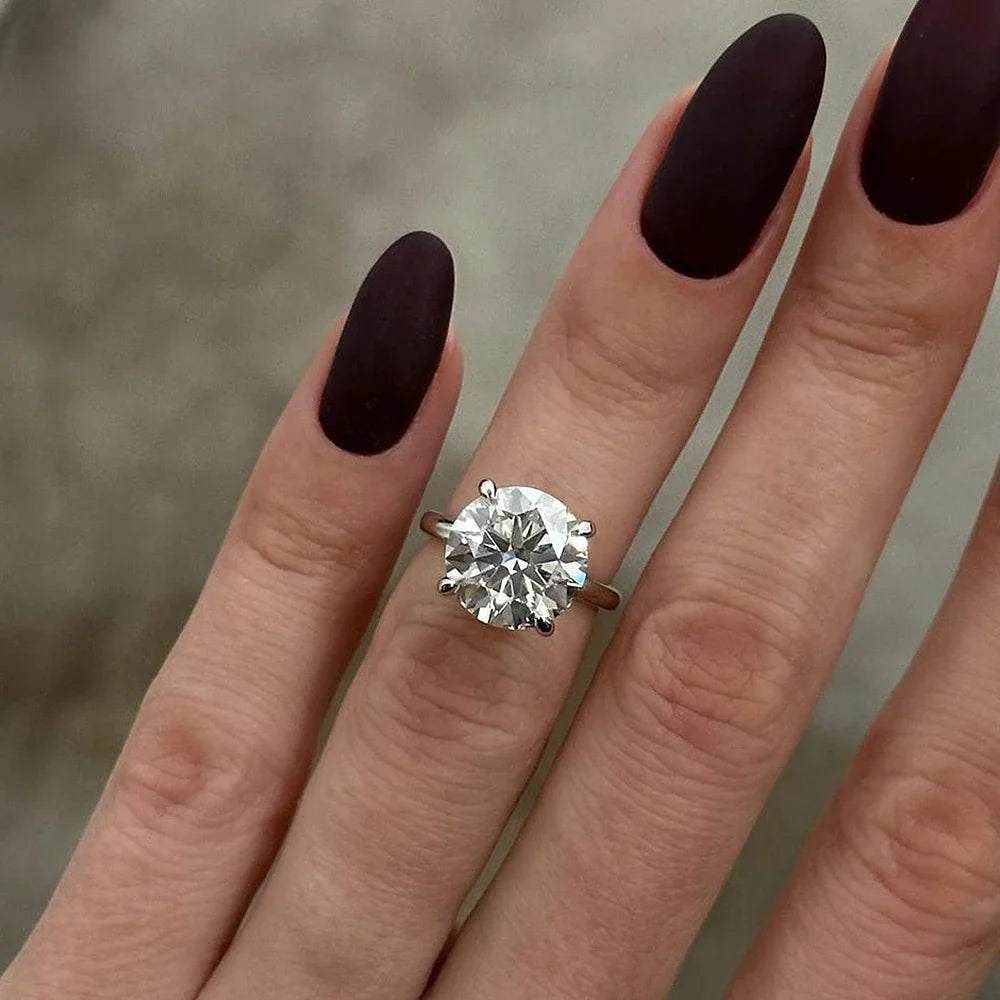 Classic Solitaire Moissanite Diamond Ring – Silver 925 | Diamond-Like Sparkle