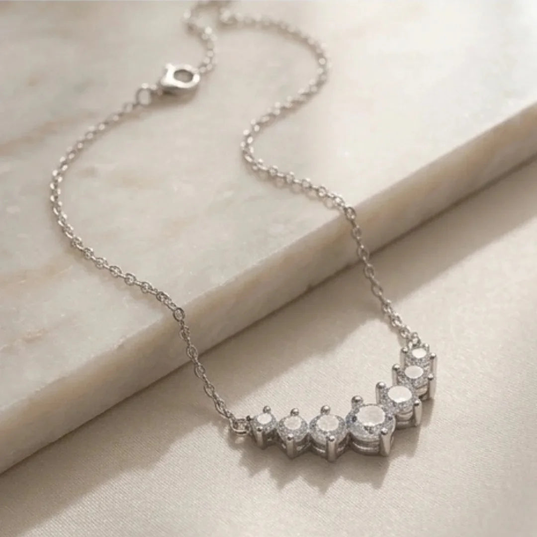 Moissanite Pendant | D-Color & VVS1 Clarity | CODE: MP-13